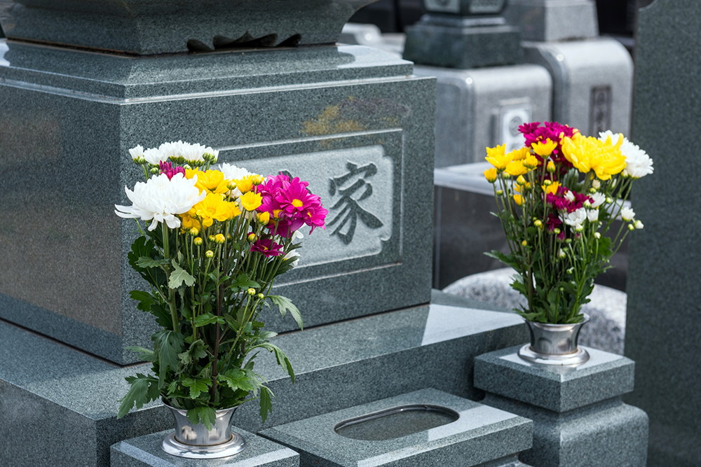 大切なご遺骨を、湿気から守る墓石づくり